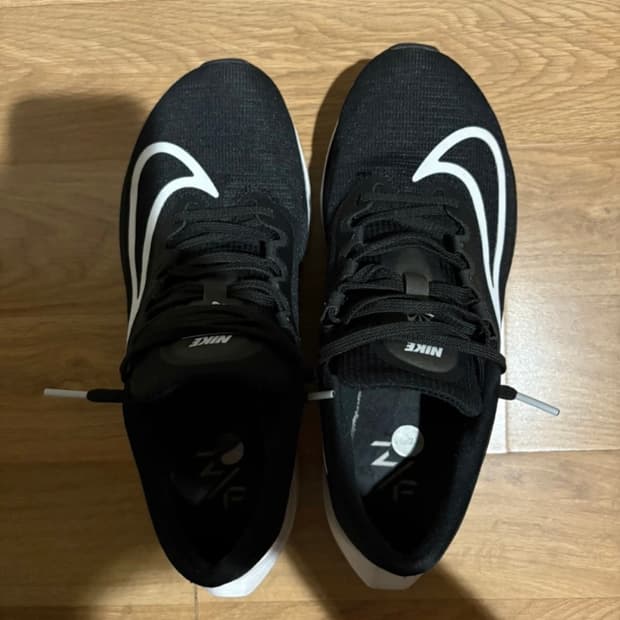 나이키 줌플라이5 265