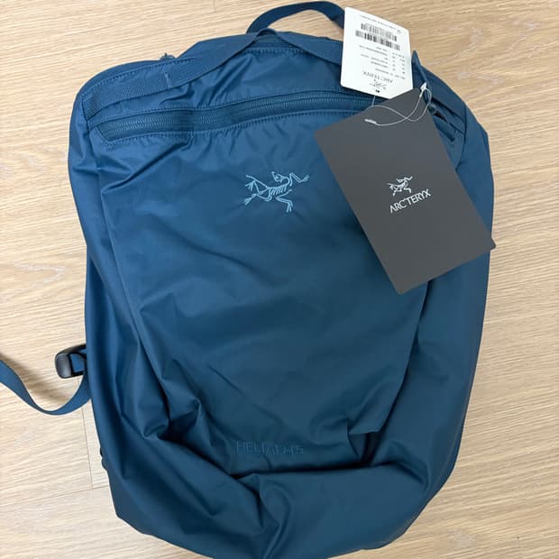 아크테릭스 헬리아드 15 나이트스케이프 새상품