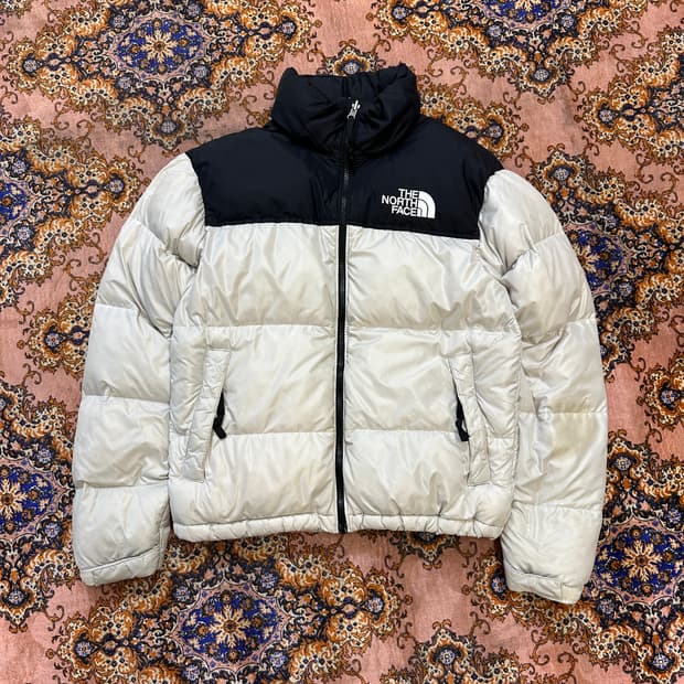 노스페이스 눕시 700 화이트