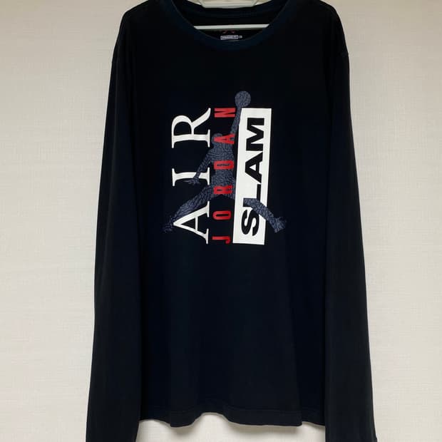 NIKE AIR JORDAN TSHIRT