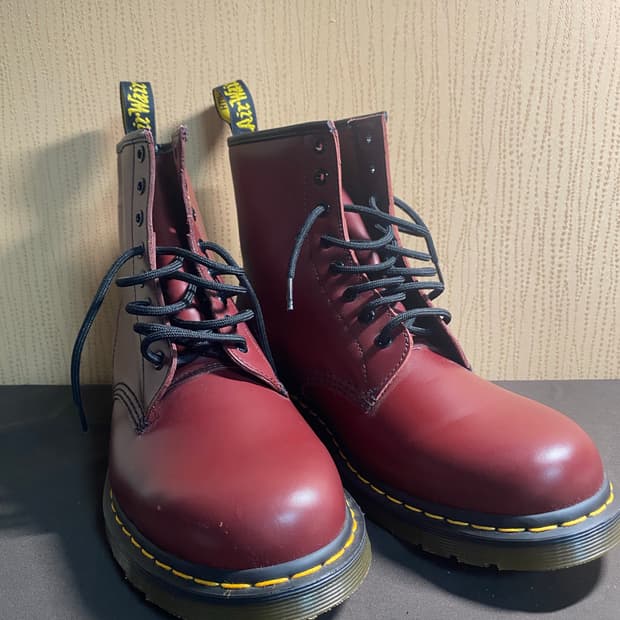 닥터마틴 1460 스무스 레더 레이스업 부츠 체리 레드