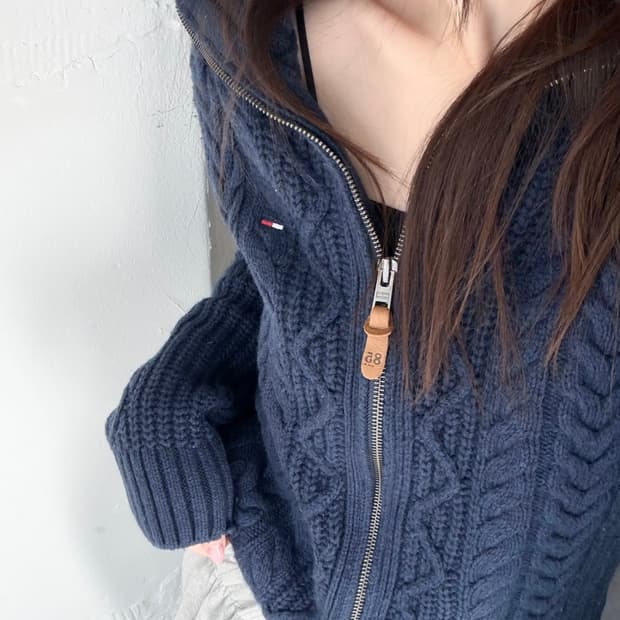 Tommy 타미힐피거 플래그로고 네이비컬러 케이블 니트집업