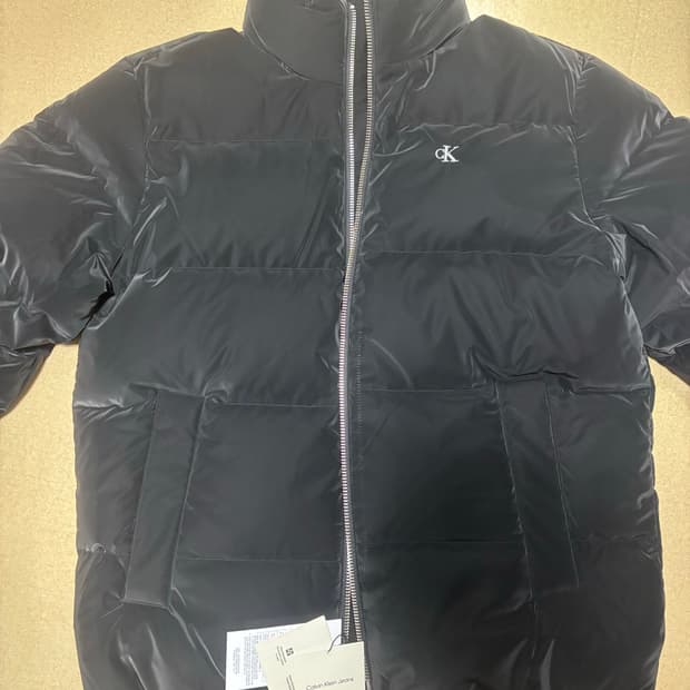 캘빈클라인 메트 매트 글로시 패딩 (새상품)