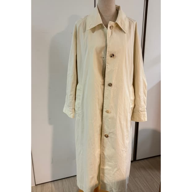 하네 벨티드 롱 트렌치 코트   에크루 (크림 색상)