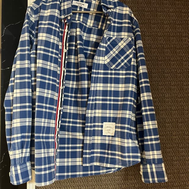 톰브라운 (THOM BROWNE)