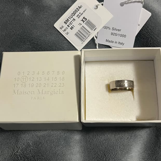 메종 마르지엘라 넘버링 구버전 유광 xs