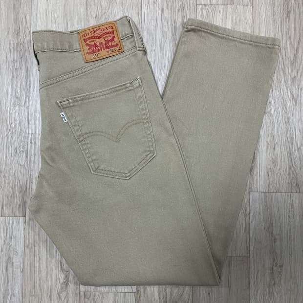 32) 리바이스 매장판 541 테이퍼드핏 베이지 데님팬츠