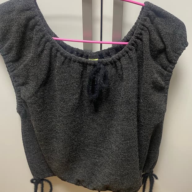 시눈 그레이 반팔 니트 판매합니다