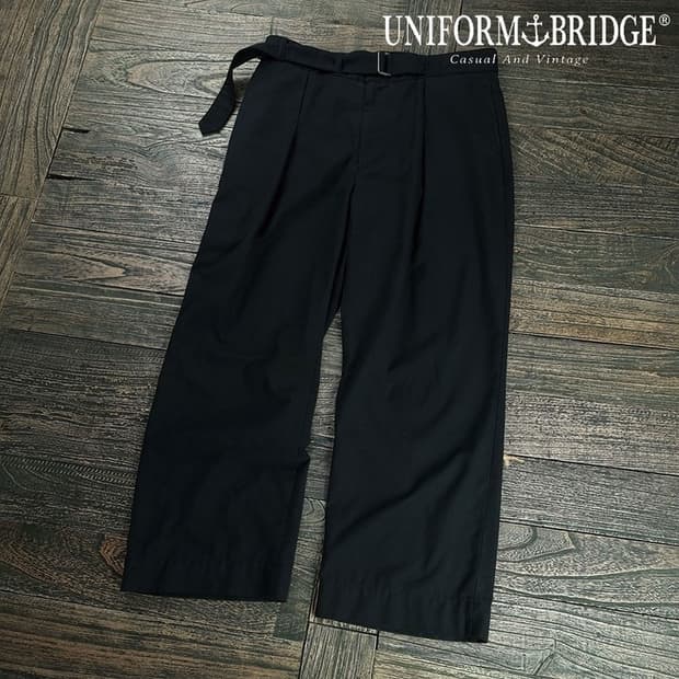 [유니폼브릿지] 벨티드 핀턱 와이드 팬츠 블랙 M19797