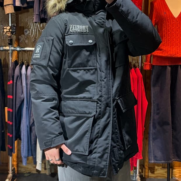 L MLB 엠엘비 뉴욕양키스 5포켓 라쿤 미들패딩