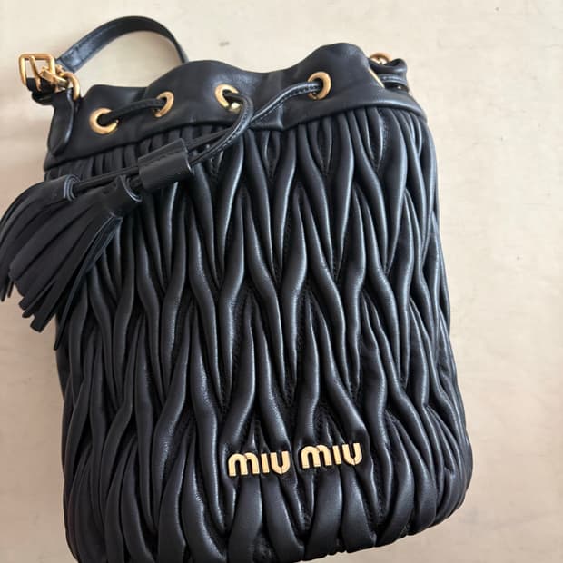 미우미우 마테라쎄 