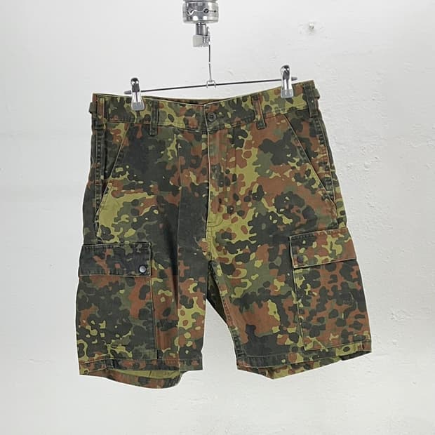 슈프림 19ss 독일군 카모 버뮤다 팬츠