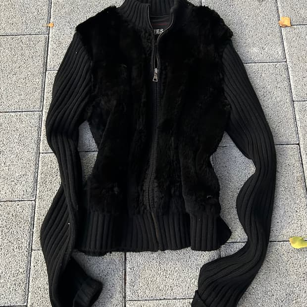 *rare* 2000s guess y2k 블랙 토끼털 블랙 니트집업