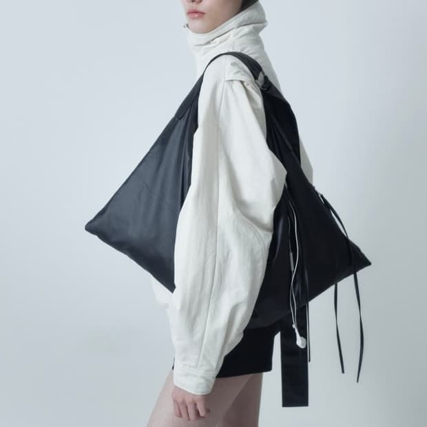 세릭 숄더 스트링백