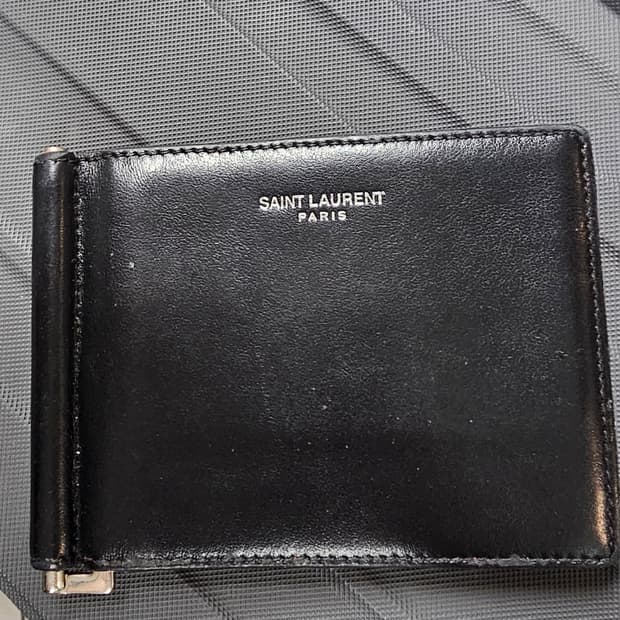 생로랑 머니클립