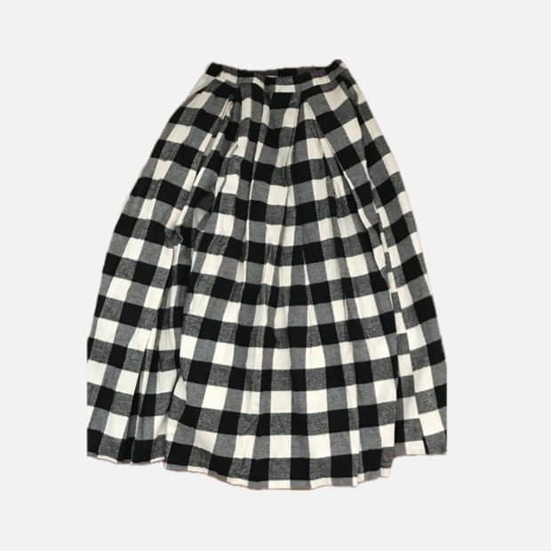 Check long skirt