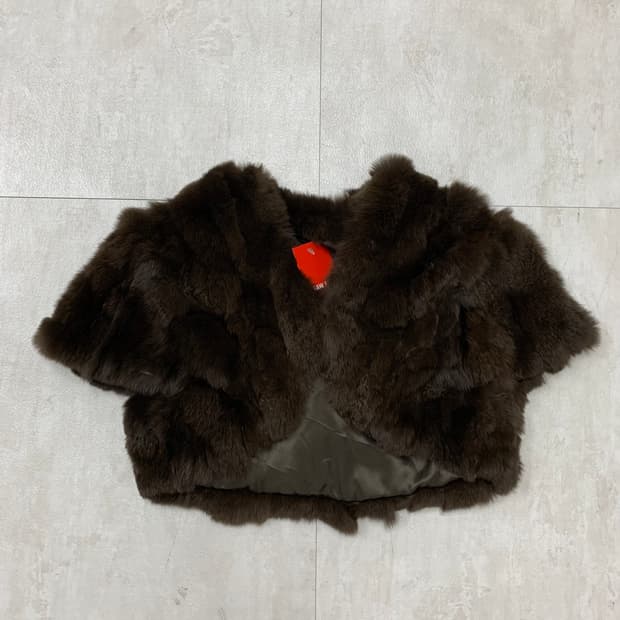 갸루 브라운 퍼 베스트