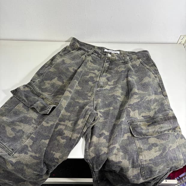 L 어반드레스 카모 와이드핏 카고팬츠