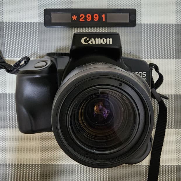 캐논 EOS 700 QD 필름카메라 35~80 줌렌즈