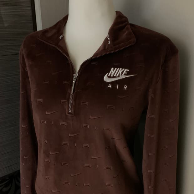 나이키 벨벳 셋업