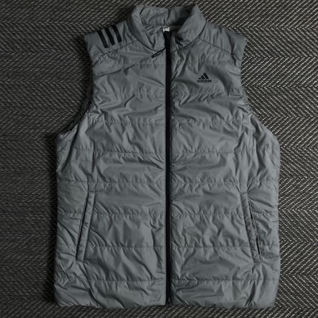 아디다스 경량 러닝 다운 베스트 그레이o 3677