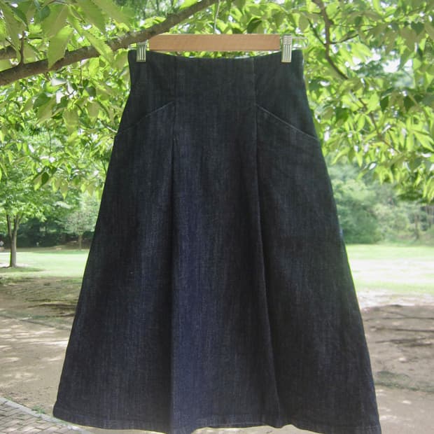 vintage denim skirt