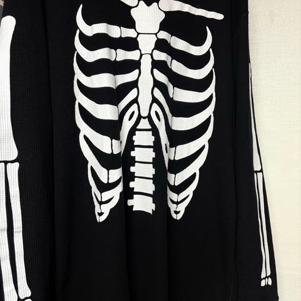 헤인즈X슈프림 본즈써멀