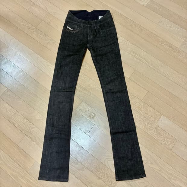 레어 디젤 로우라이즈 세미 부츠컷 데님