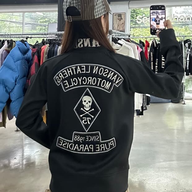 벤슨 스컬 자수와펜 하이넥 져지