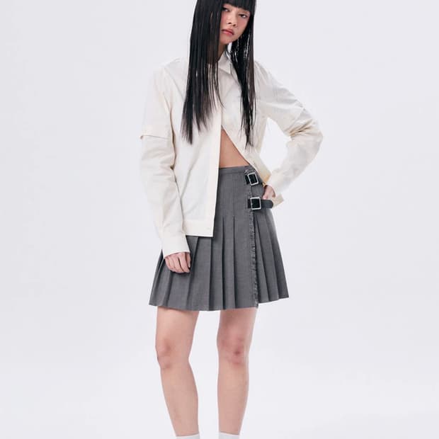 할로미늄 SHORT PLEATED WRAP SKIRT  / GRAY