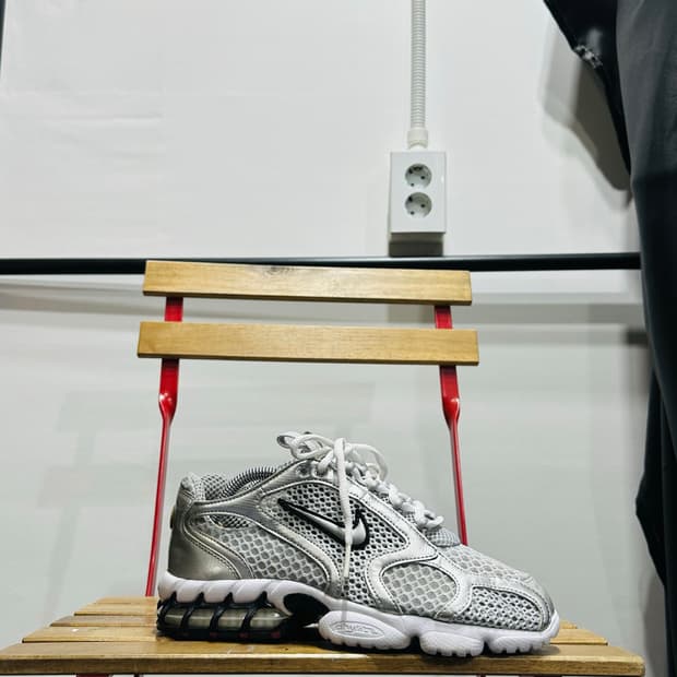 250) 나이키 운동화 남녀공용 신발 줌 스피리돈 메탈 실버