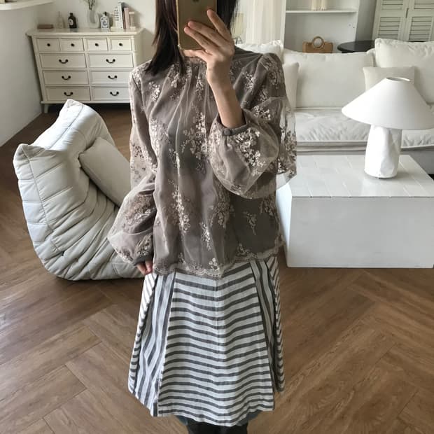 vintage pattern blouse