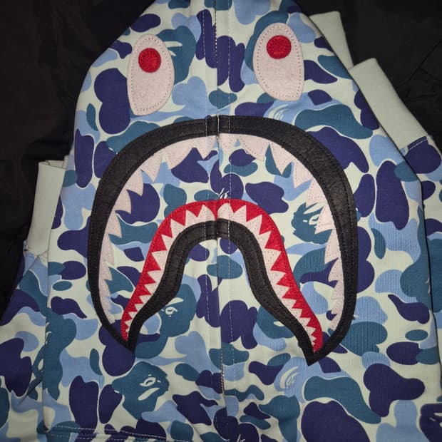 베이프 블루 샤크 후드집업