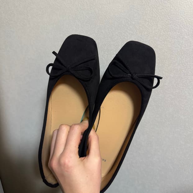 사뿐 리본 플랫슈즈