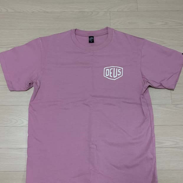 데우스 핑크 반팔