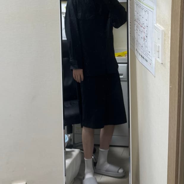 [새상품]유니클로U 턱와이드쇼트팬츠 L