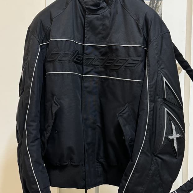발렌시아가 레이싱자켓
