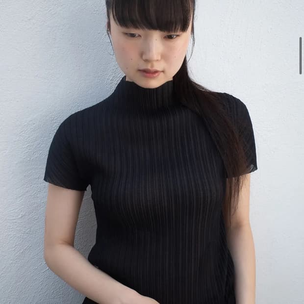 LFM accord crease top 플리츠탑