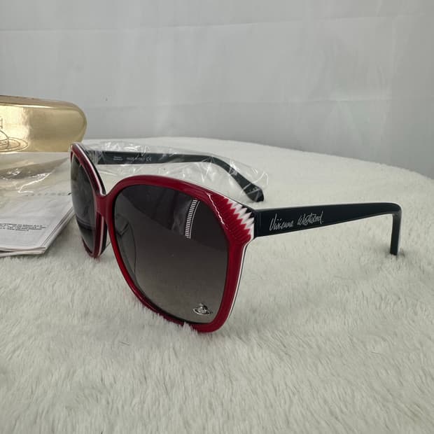 [새상품 무료배송] Made in Italy 비비안웨스트우드 선글라스