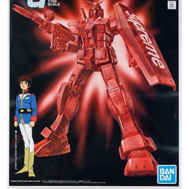 슈프림 MG 1/100 RX-78-2 건담 버전 3.0 새제품