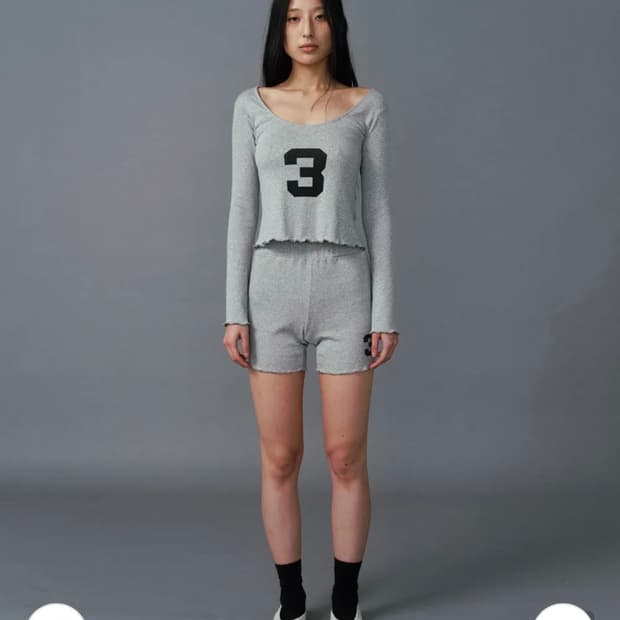 s/e/o 3 scoop neck 긴팔티셔츠