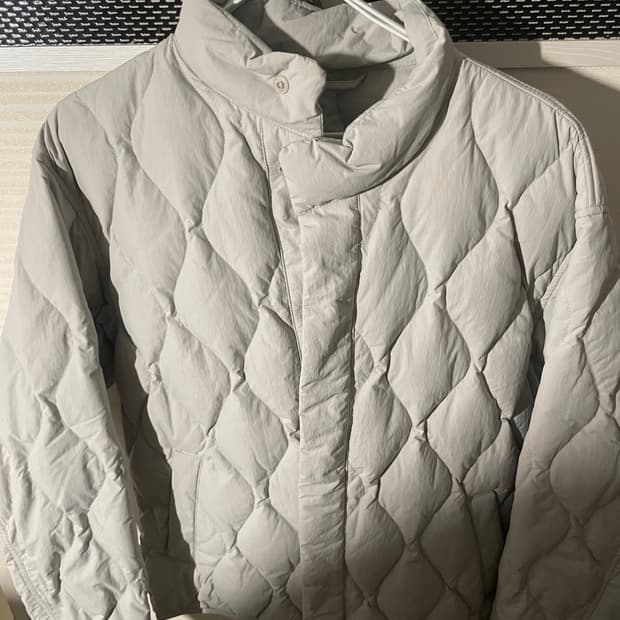 지오다노 경량패딩