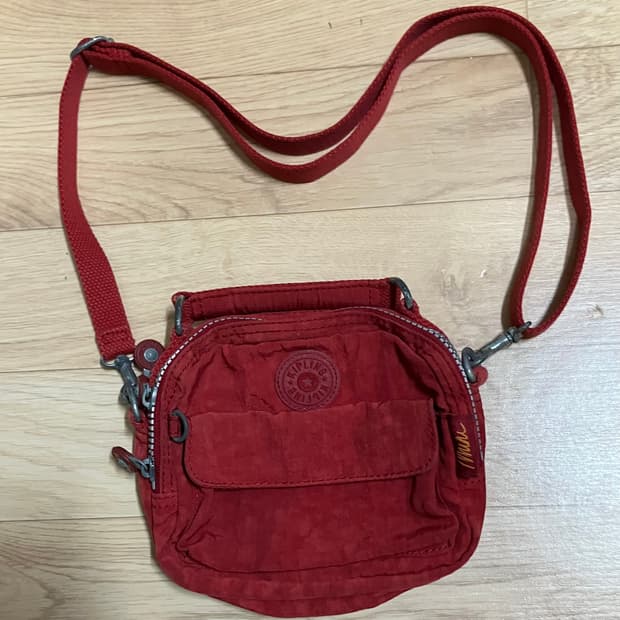 키플링 미니 크로스백 레드