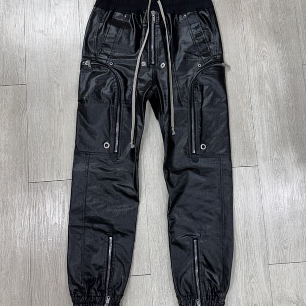 릭오웬스 24fw 바우하우스 코팅 팬츠 50size