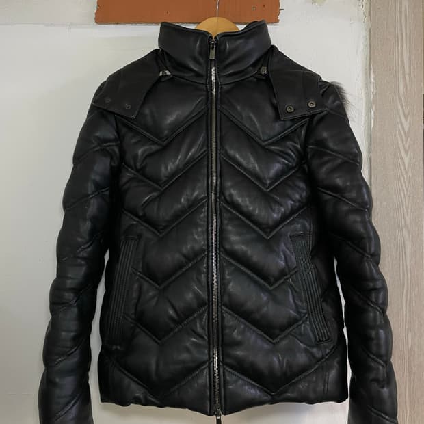 레더 다운 자켓