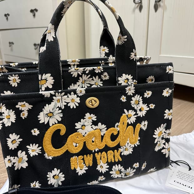 코치 데이지 카고토트백 블랙 미듐