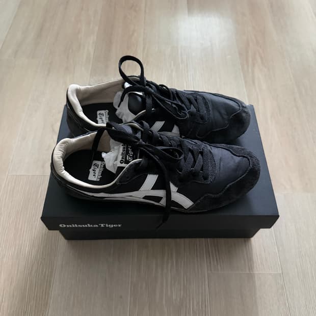 오니츠카타이거 세라노