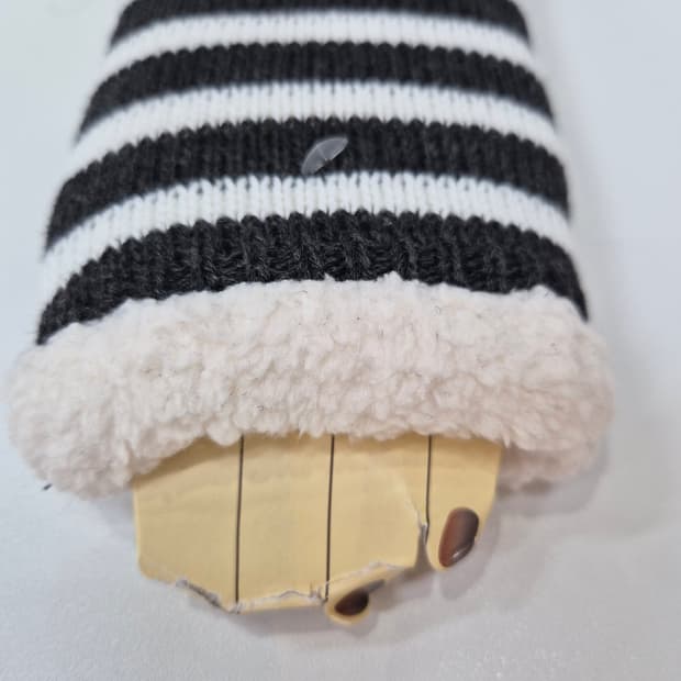 스트라이프 니트 핸드워머 손토시