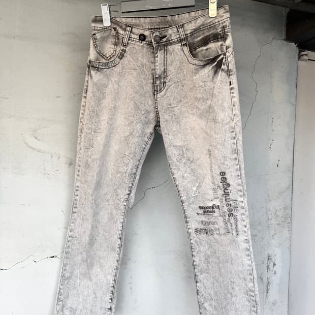 White gray washed pants