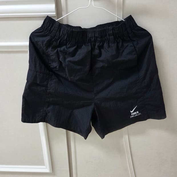 나이키 자수 여성 반바지 xs